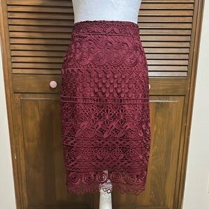 LOFT Burgundy Lace Scalloped Hemline Pencil Skirt Cocktail Party Holiday Size 6